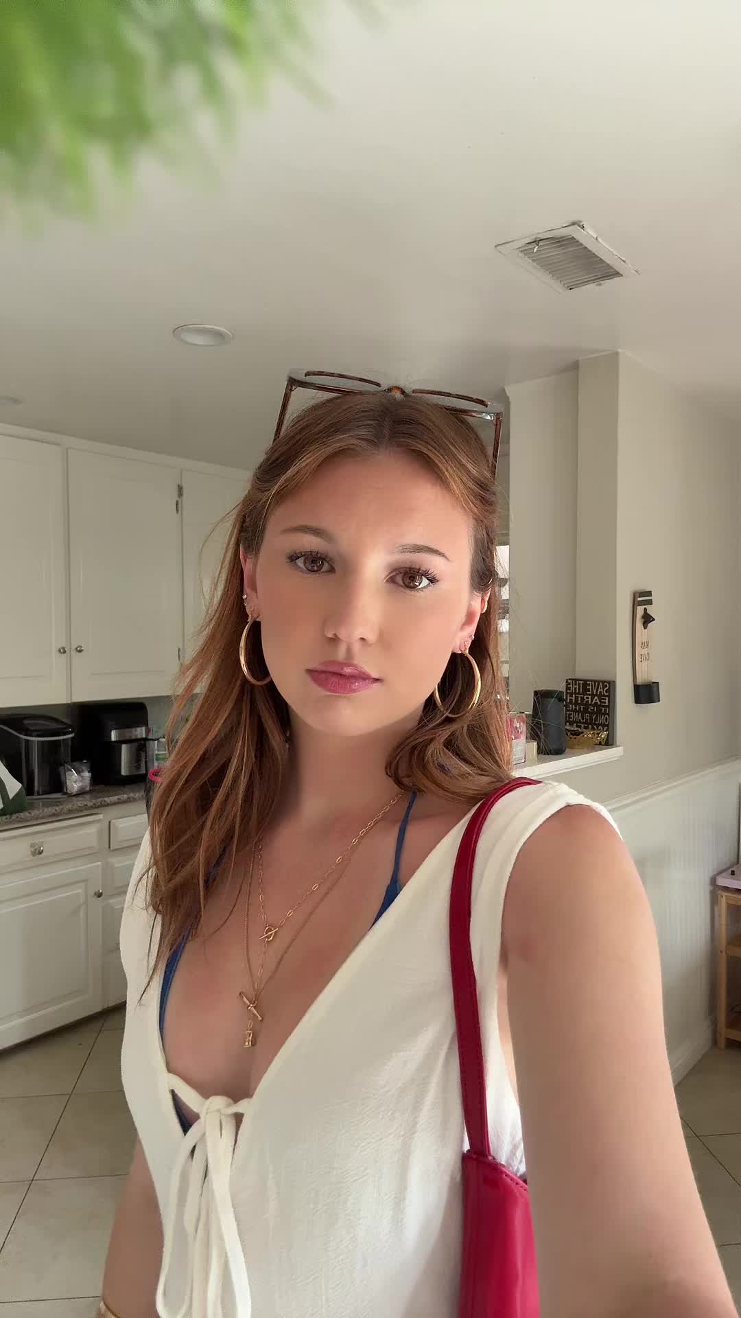 @anya