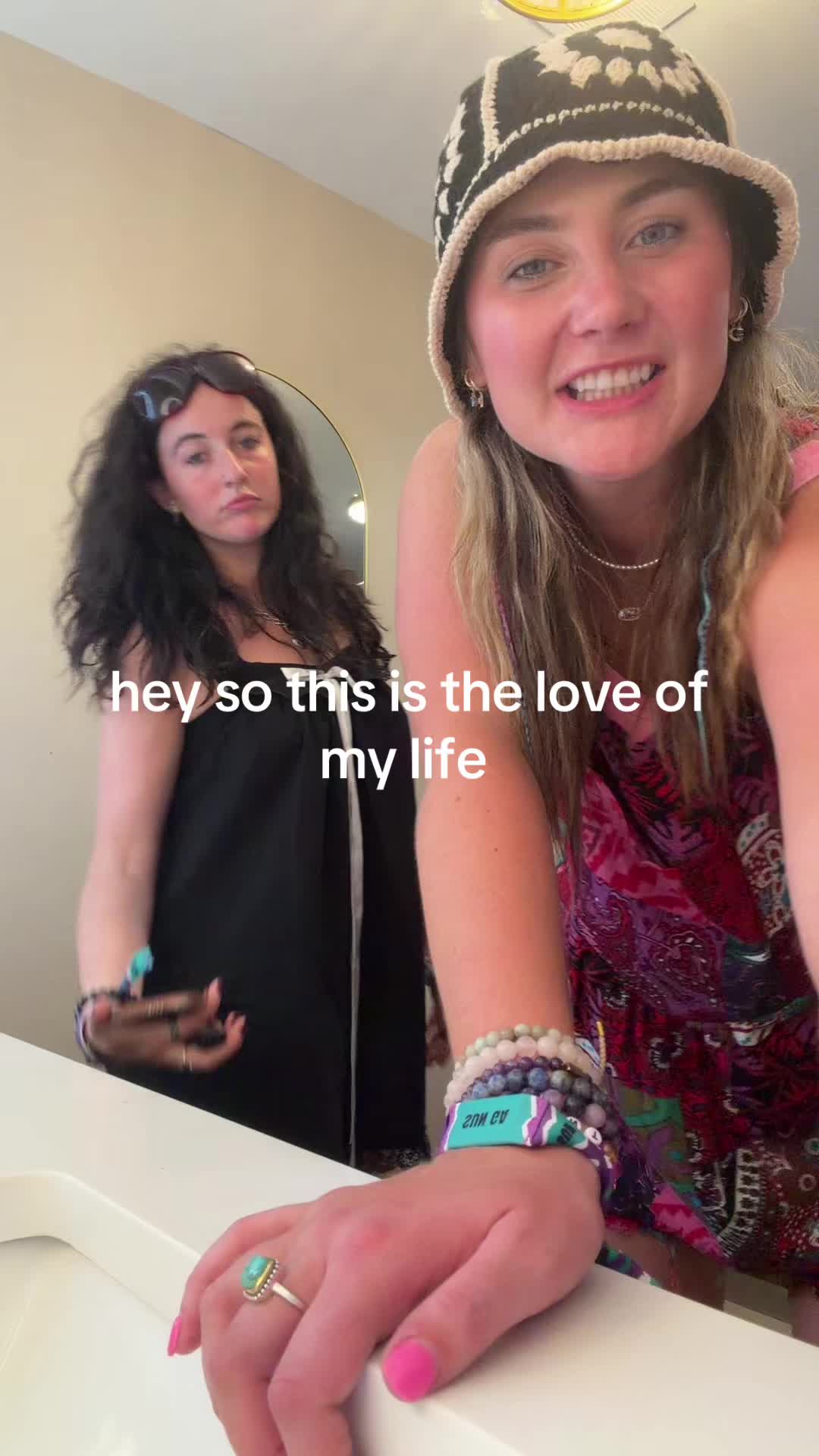 @lailasummers_