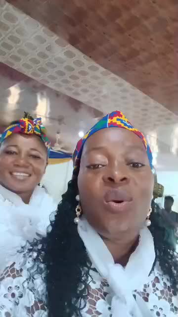 @Queens Arise Tina G