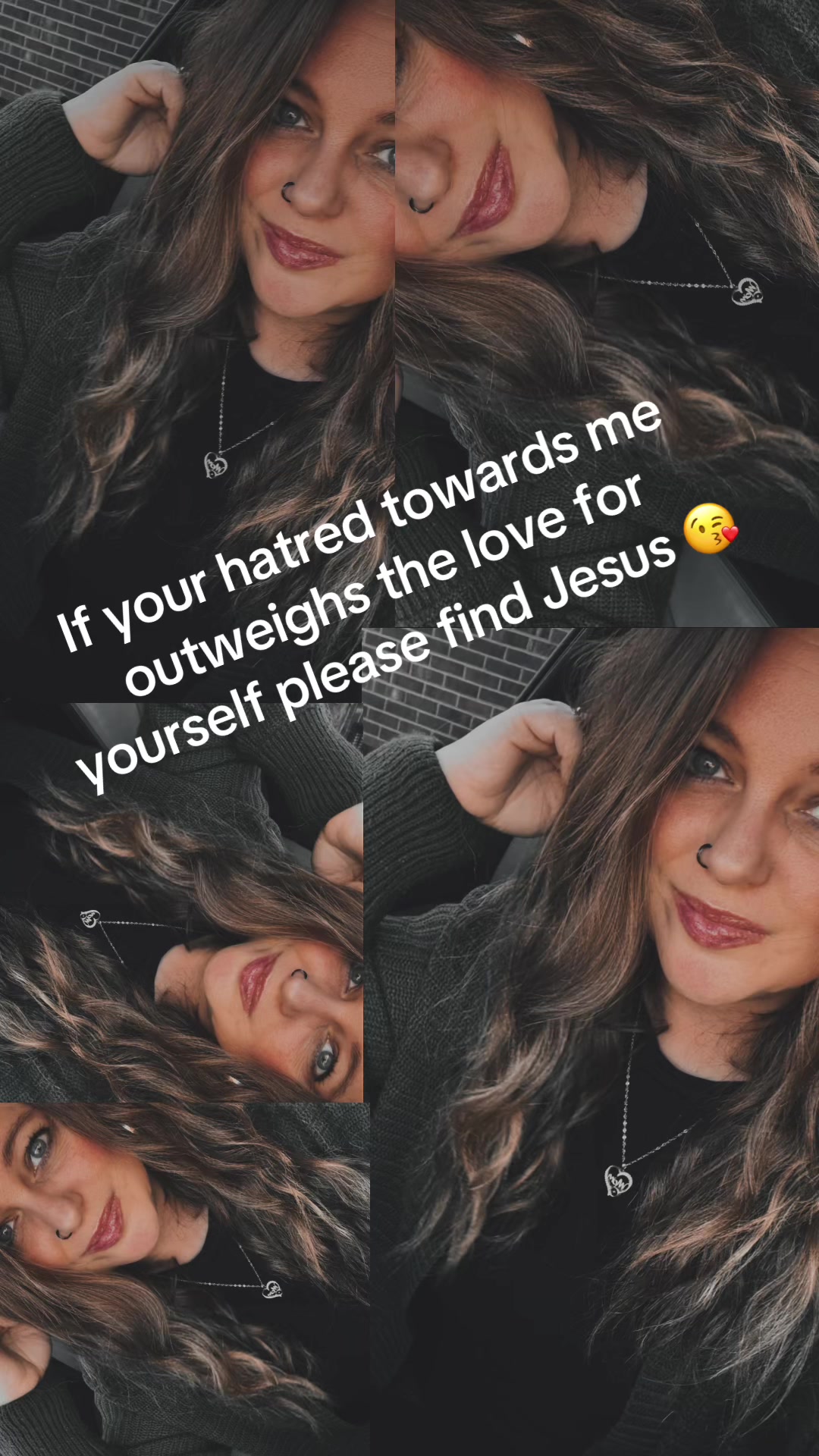 @JoanieLynn