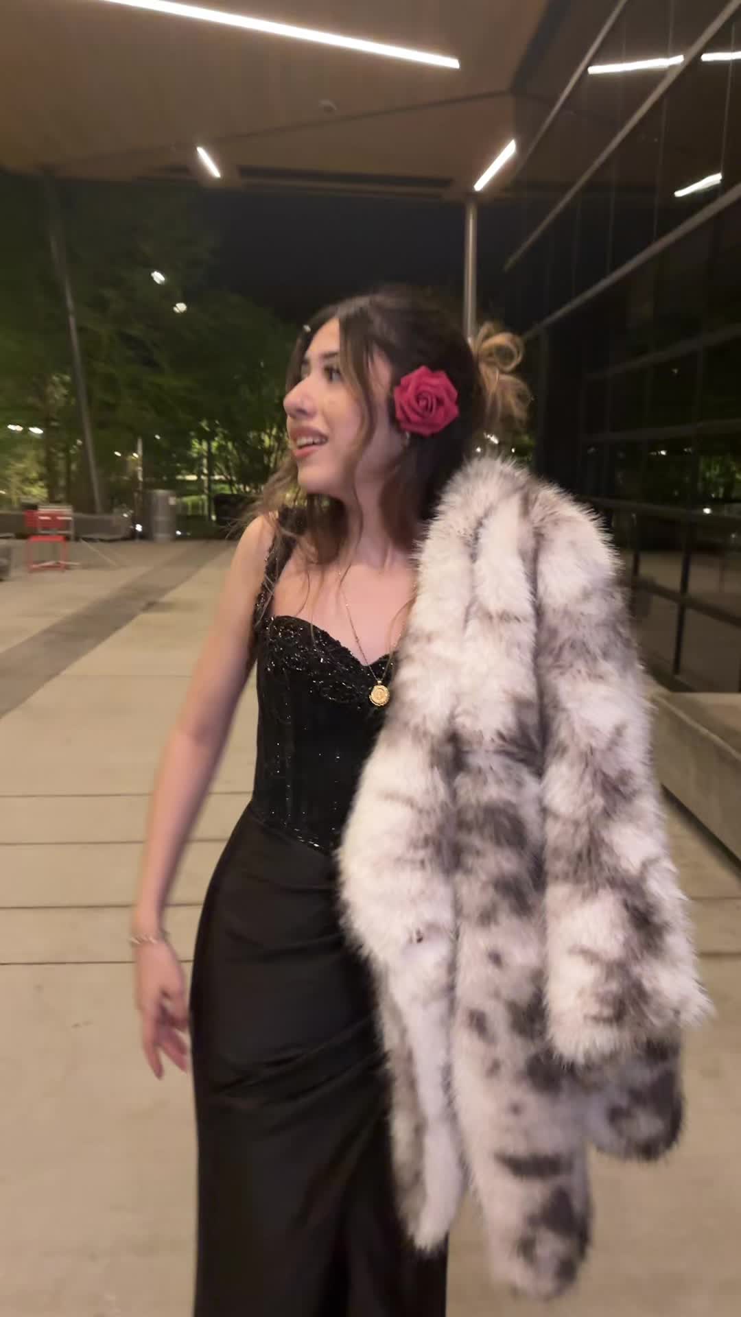 @𝐀 𝐍 𝐆 𝐄 𝐋 𝐀 🍸
