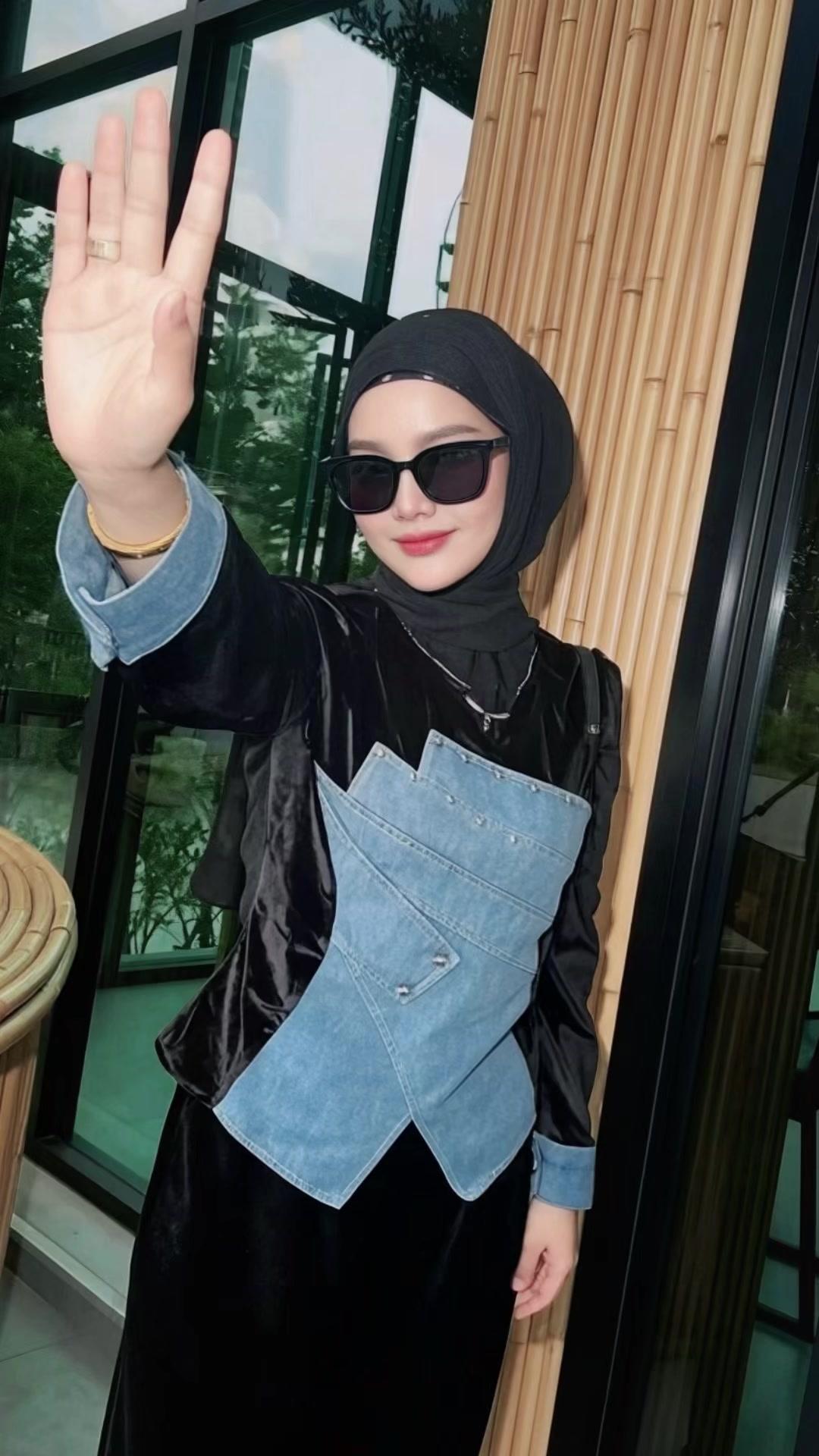 @memeymansor_🦋