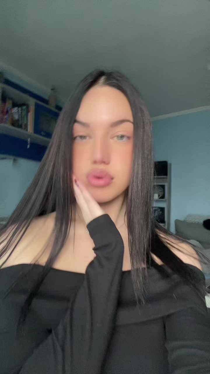 @𝐃🍒