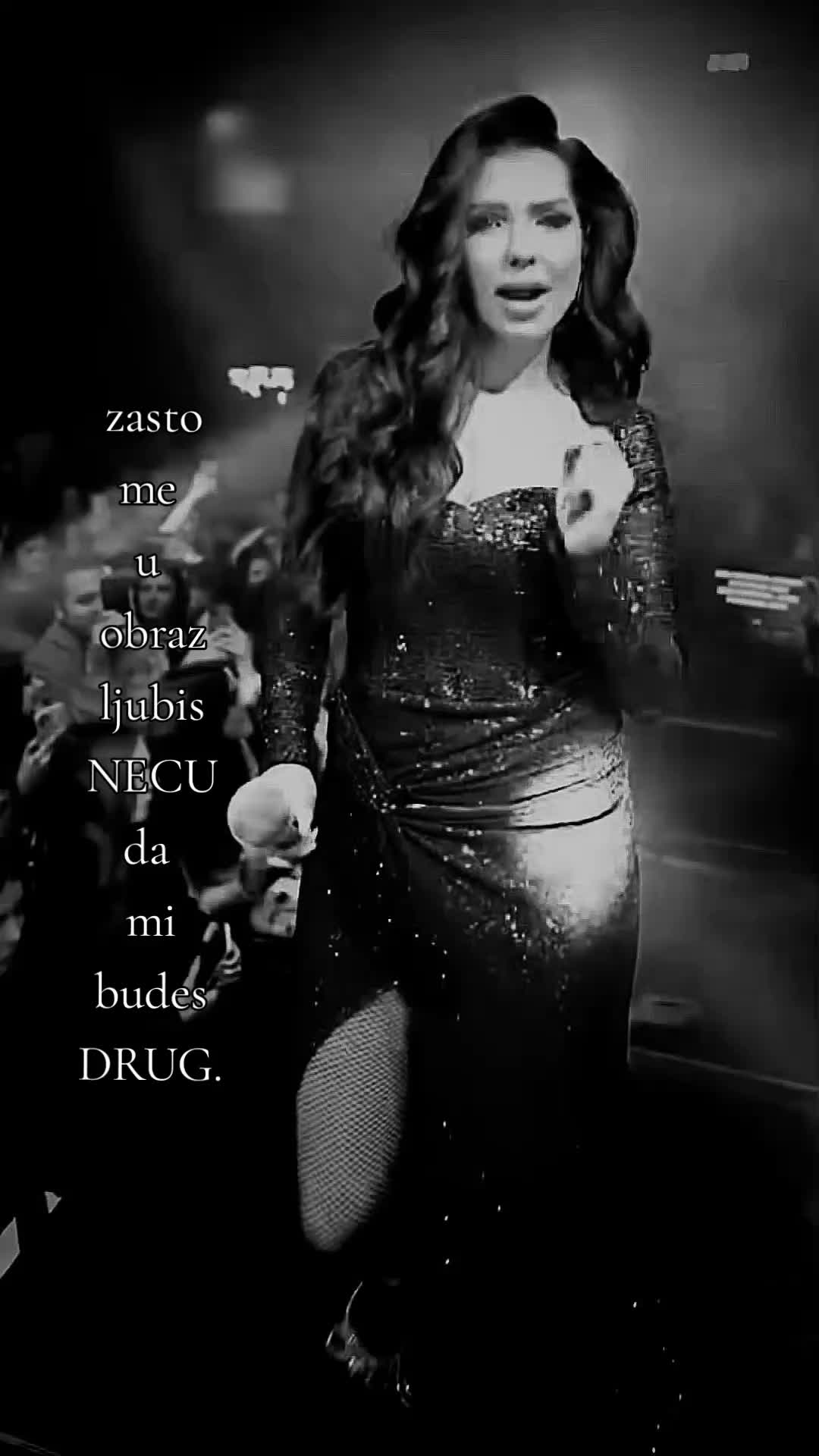 @🖤