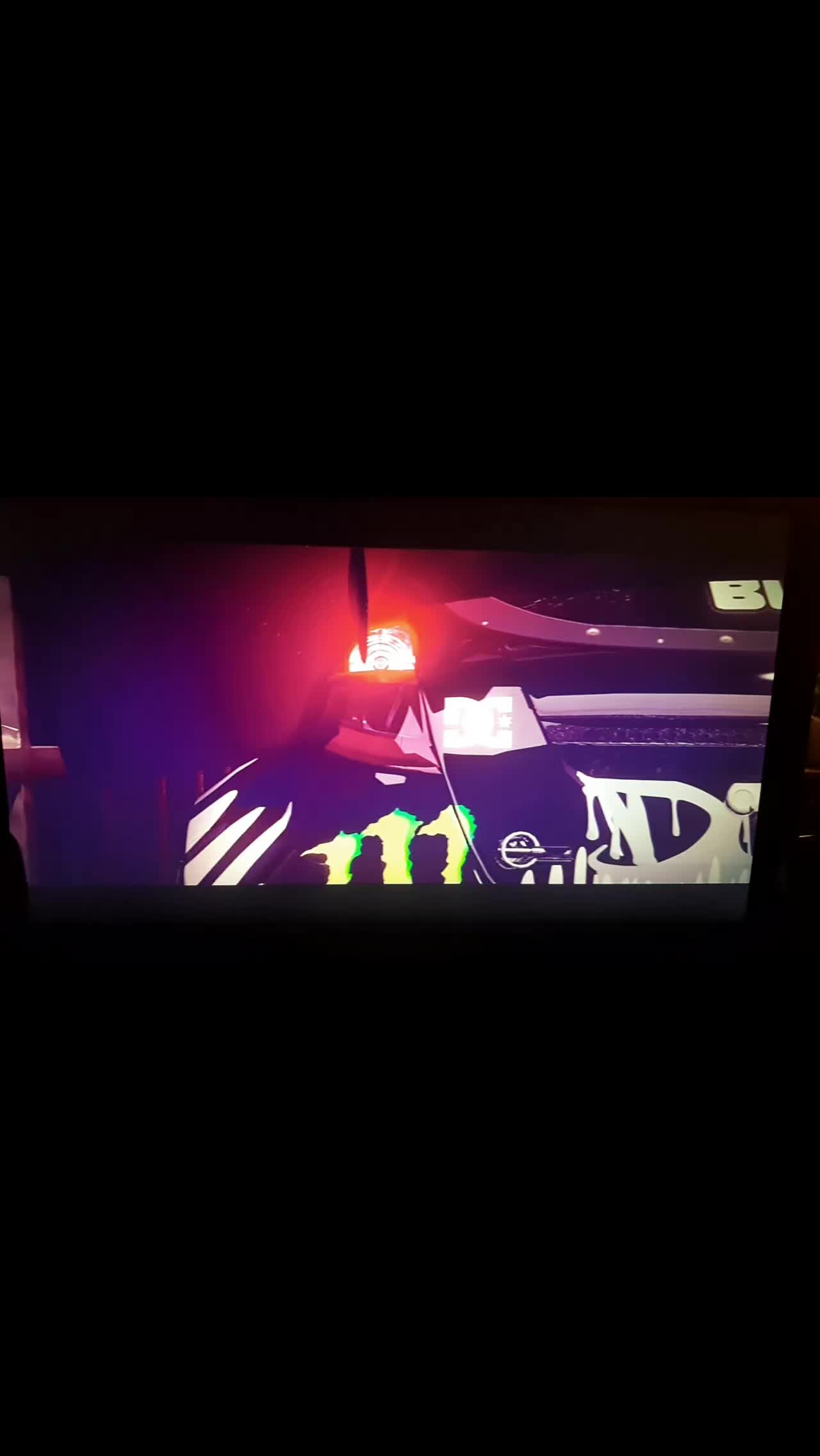 @ꨄ sleepyreverb ꨄ