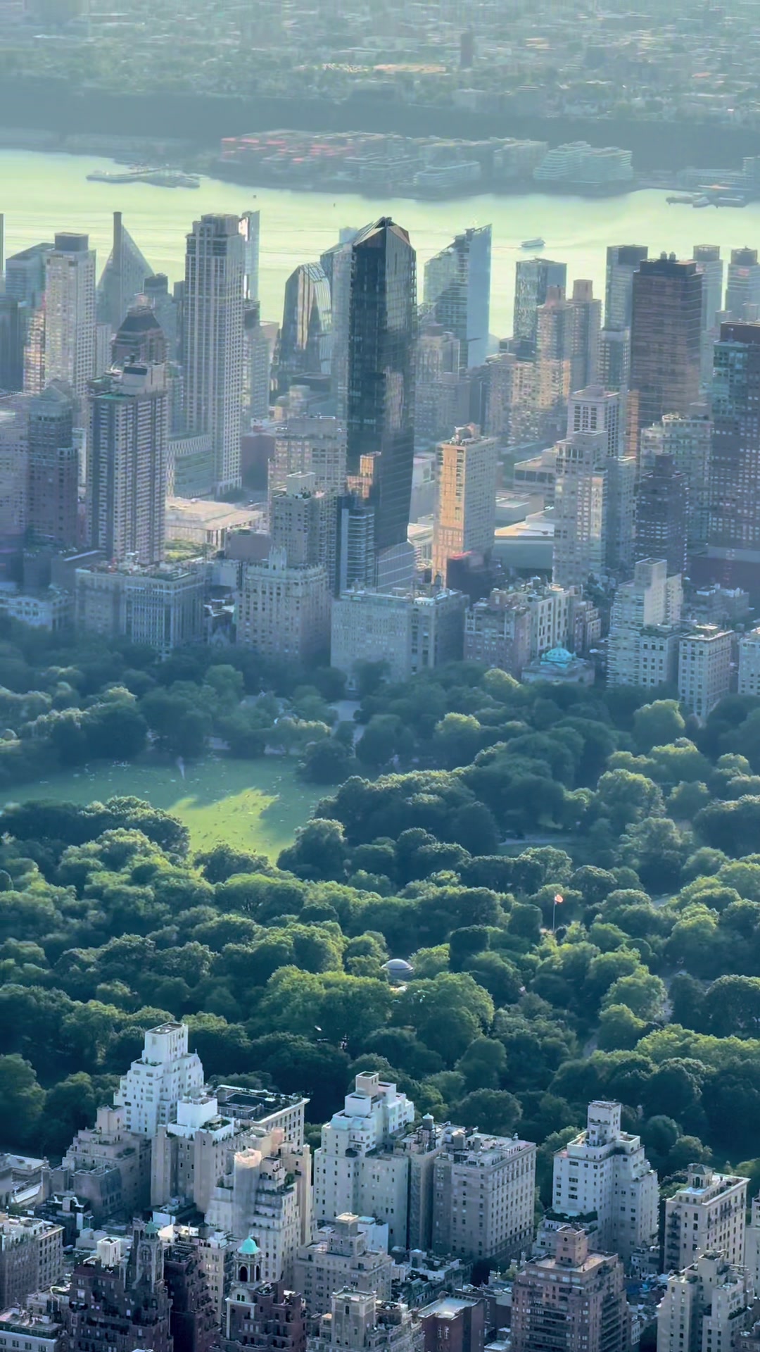 @FlyNYON