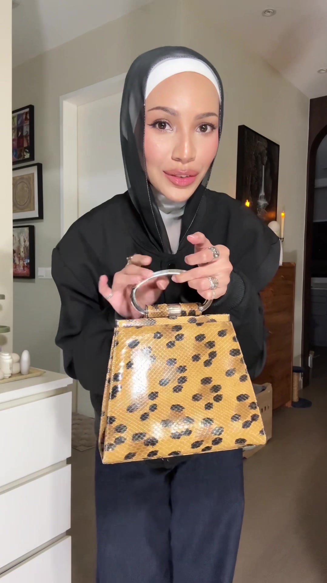 @Khainina Khalil
