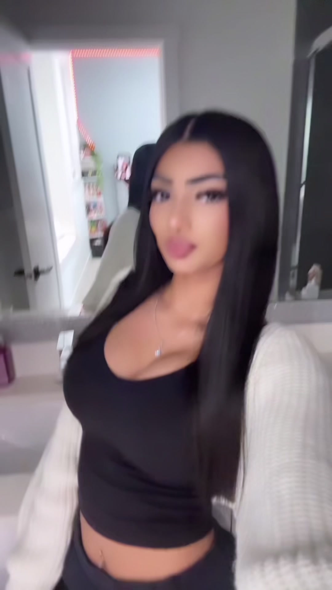 @𝒥