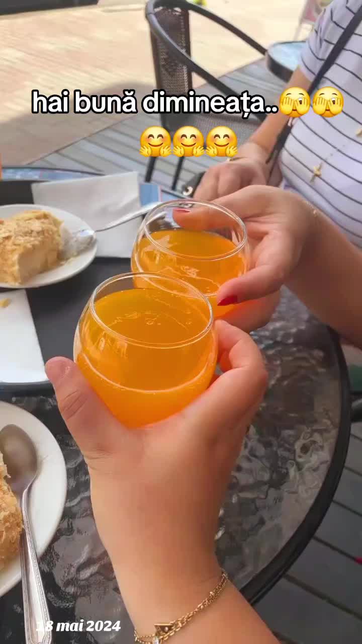 @ANASTASIA&MOM