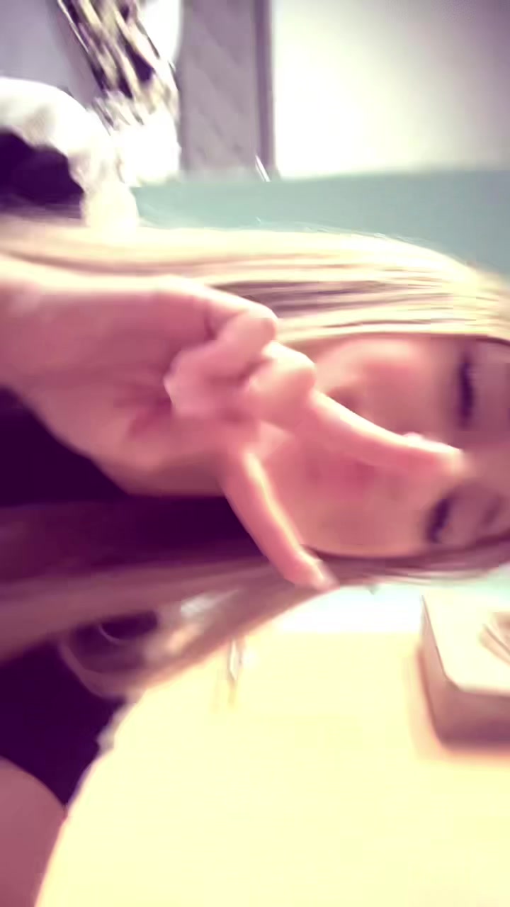 @Leylaaa