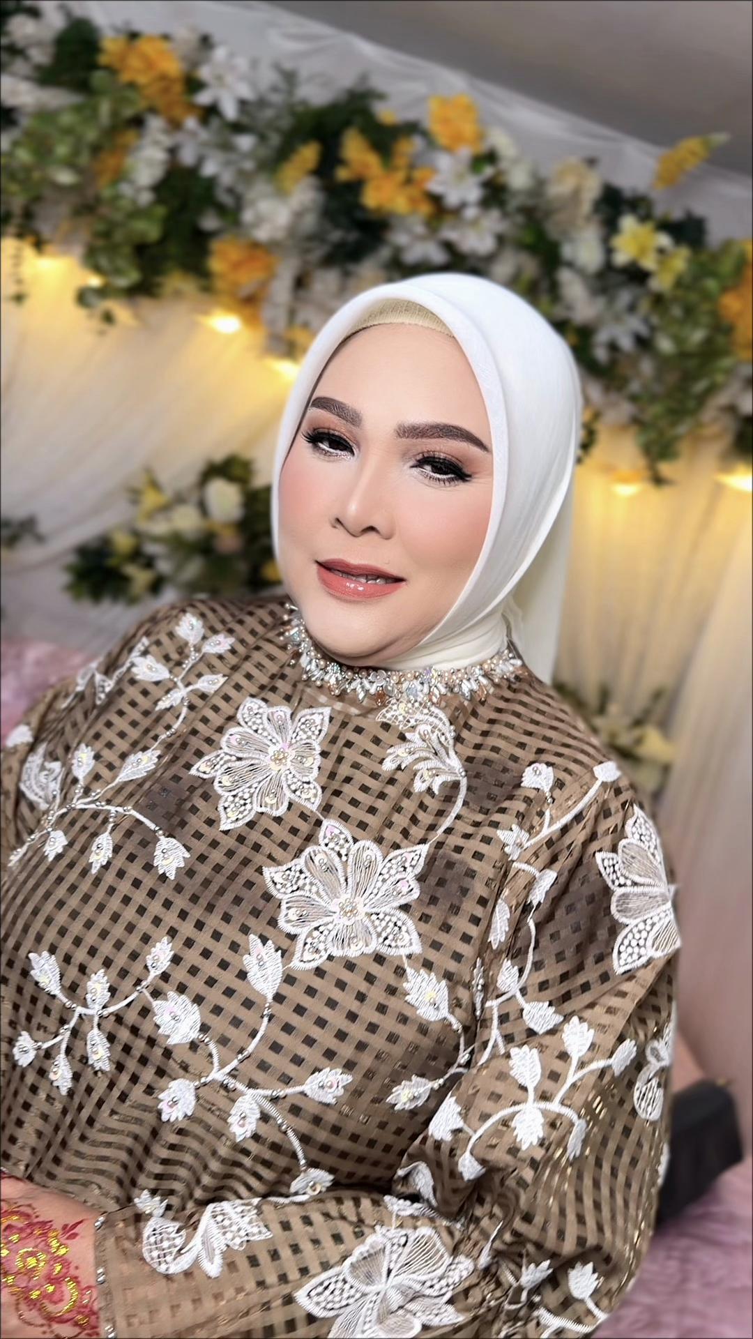 @DEBHY SALON & BRIDAL AMBON