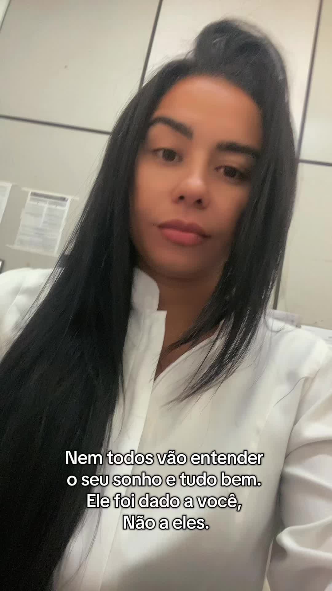@mirellaferreira