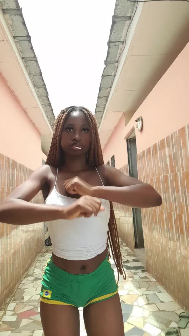 @Stefanie sexy