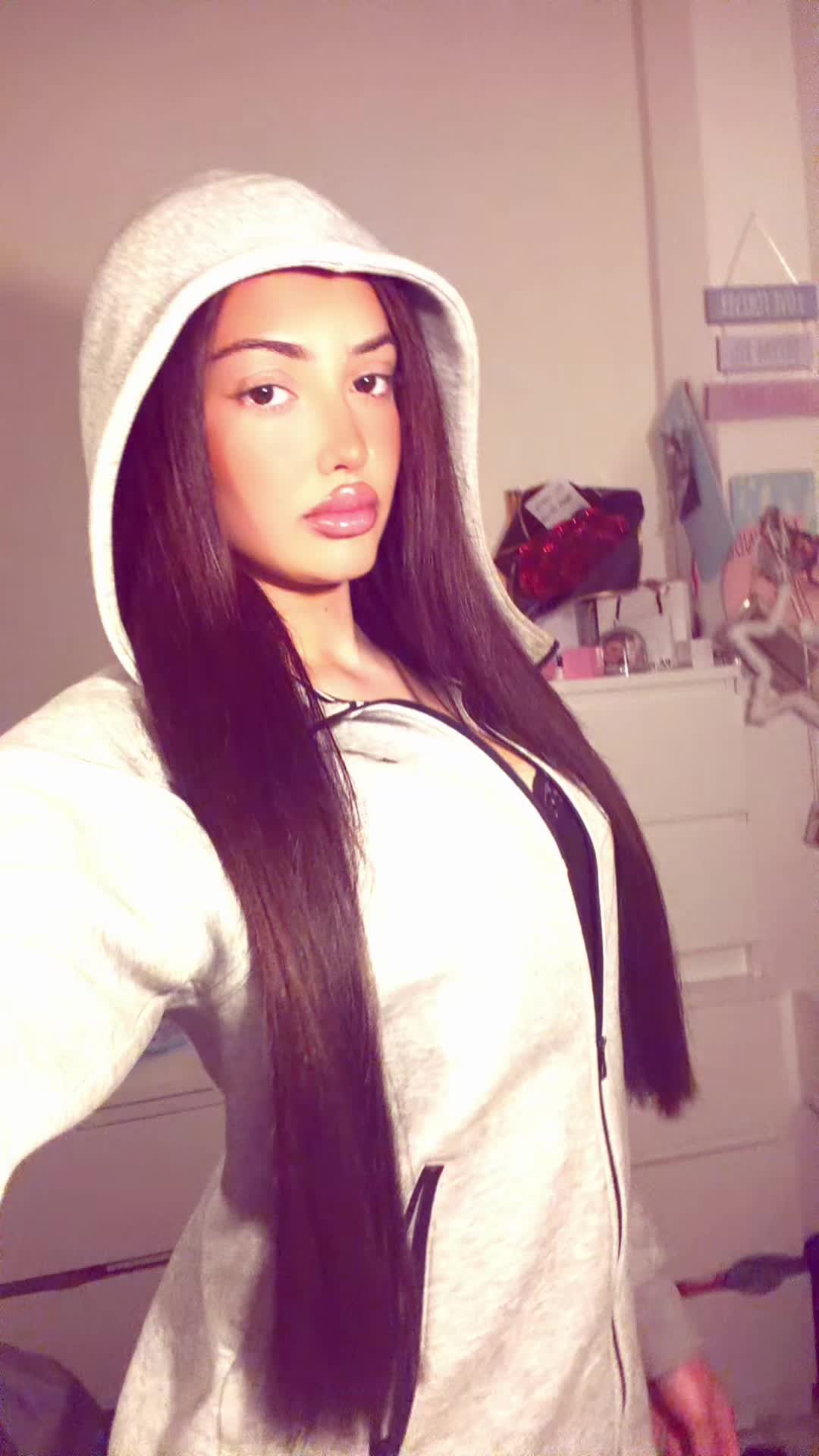 @naomii.ceo