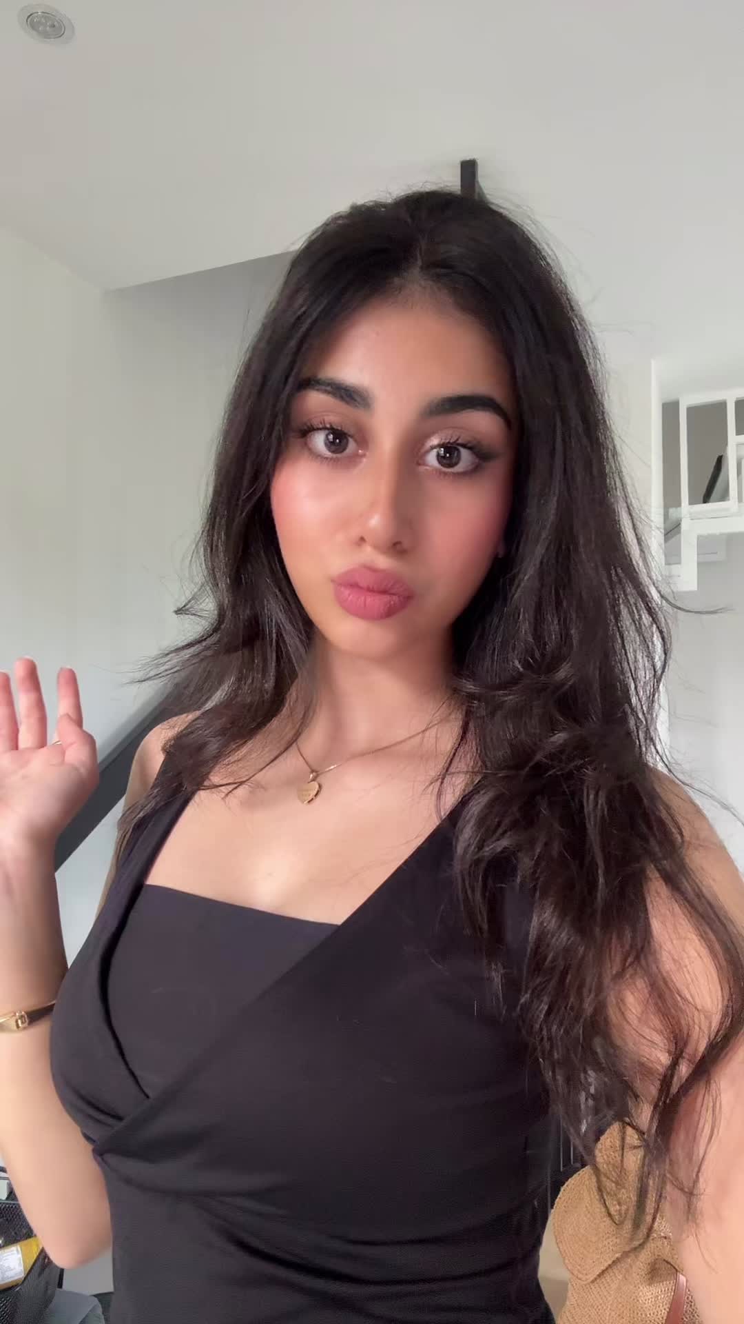 @Diana