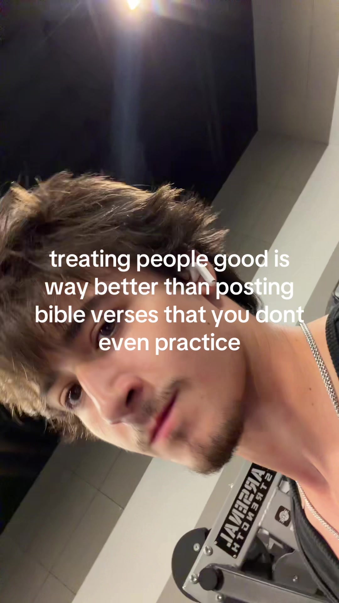@👬