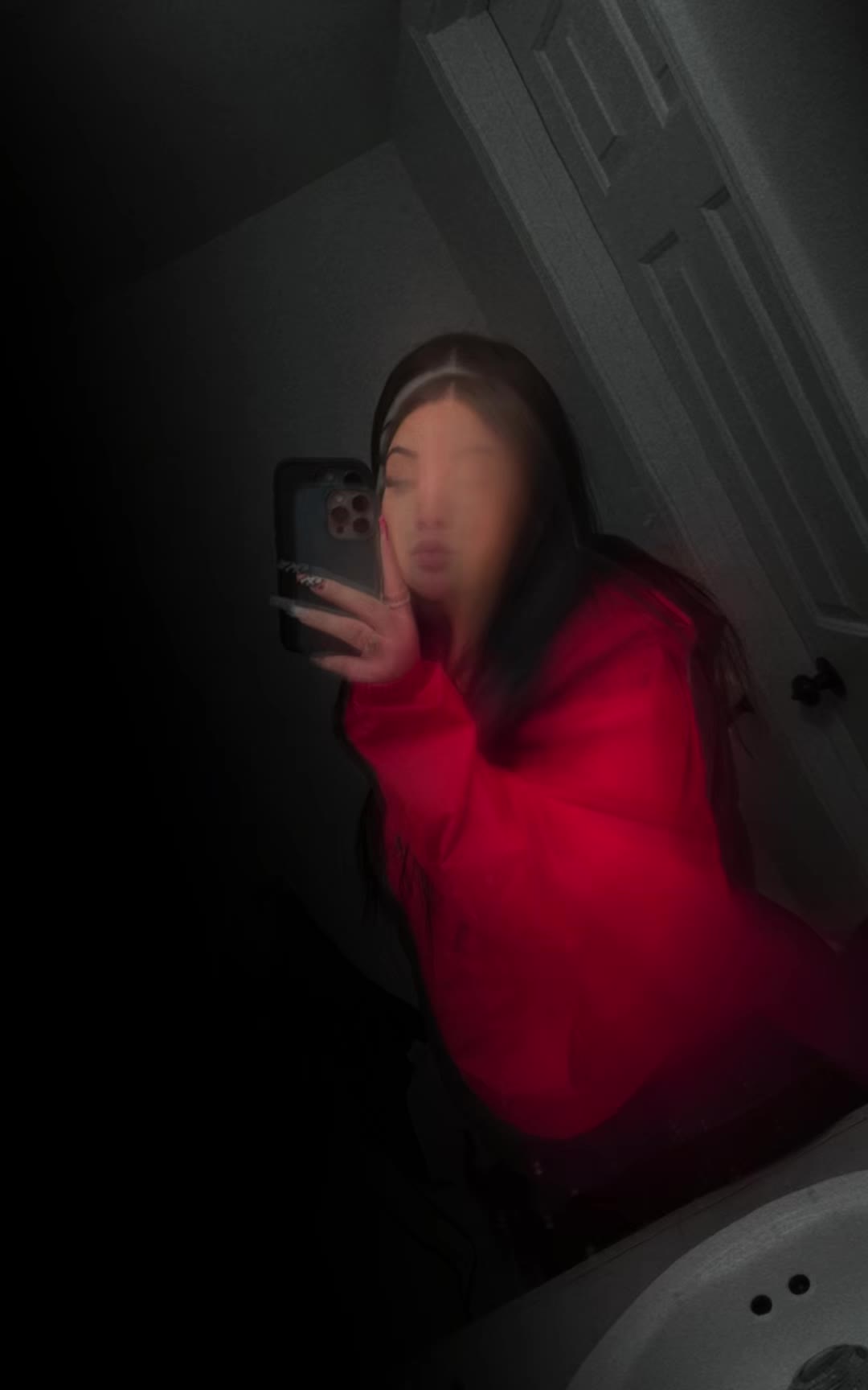 @Uhh-lyss