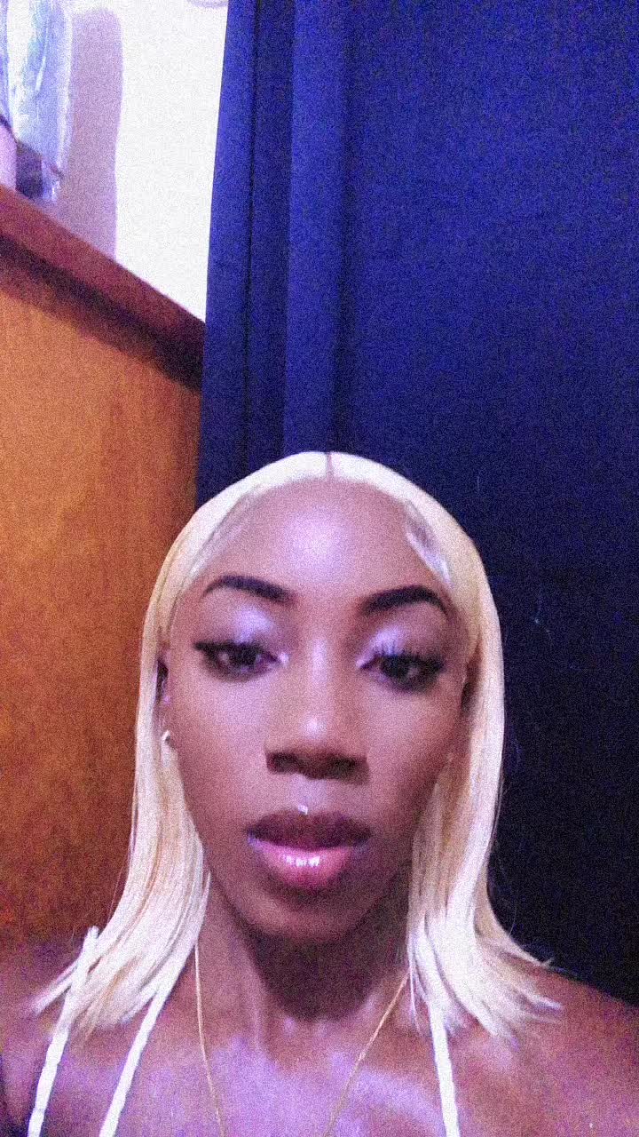 @Trënéšsa Ñ Åmedê