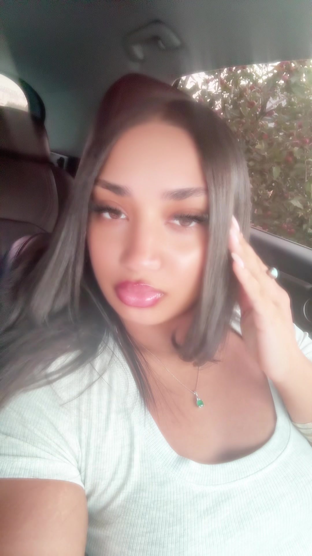 @DominiBrat