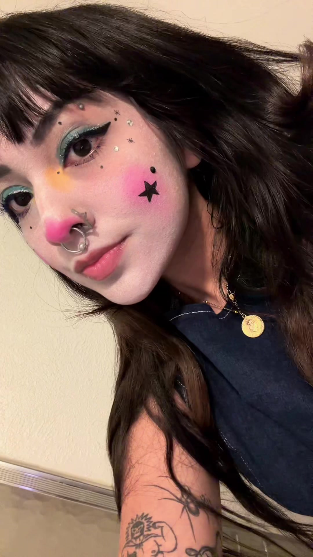 @grndmskissin_