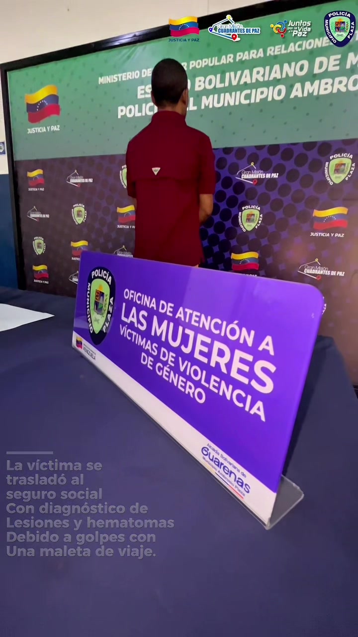 @Policía Municipio Plaza