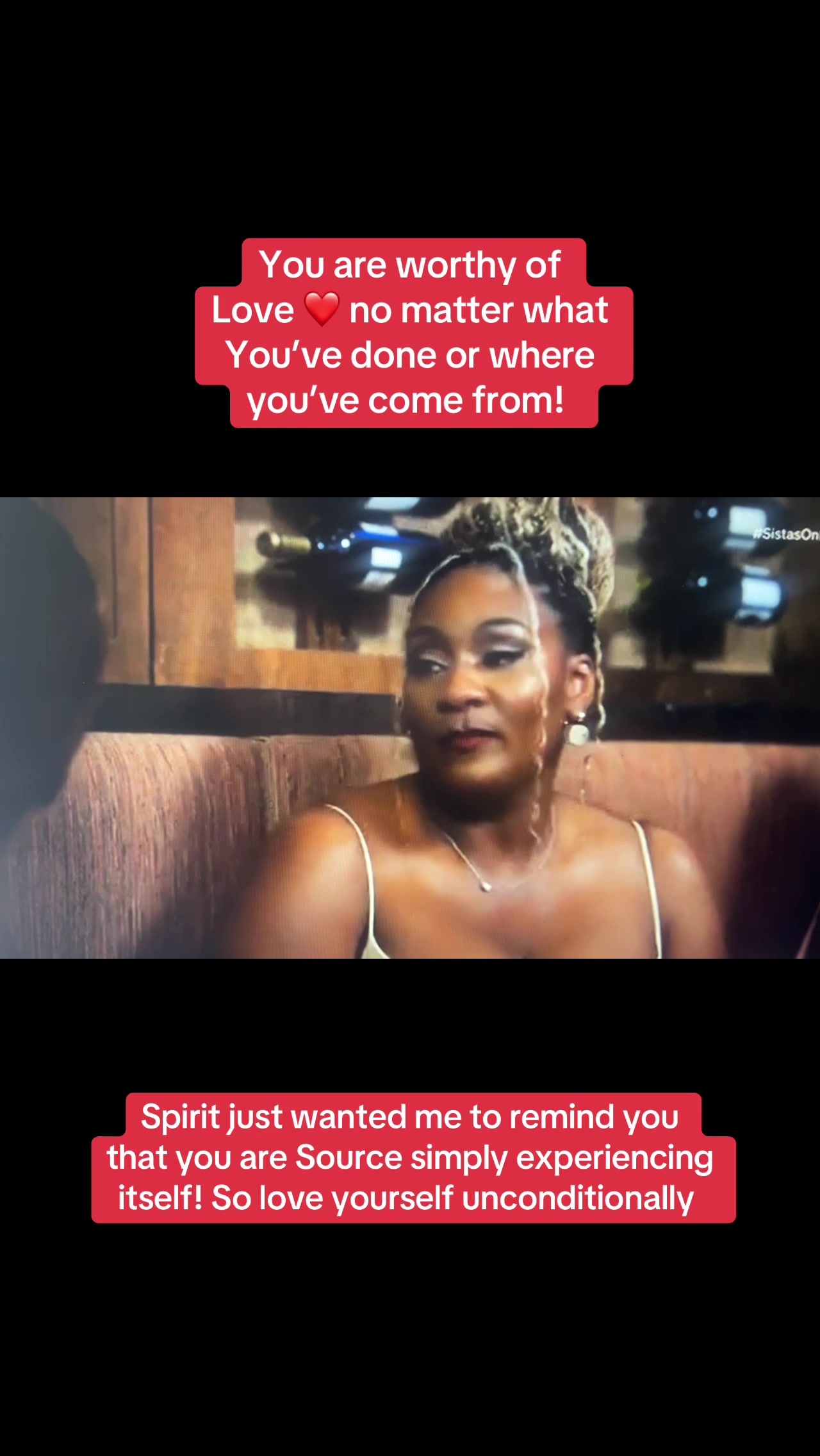 @aroramoonmonroe