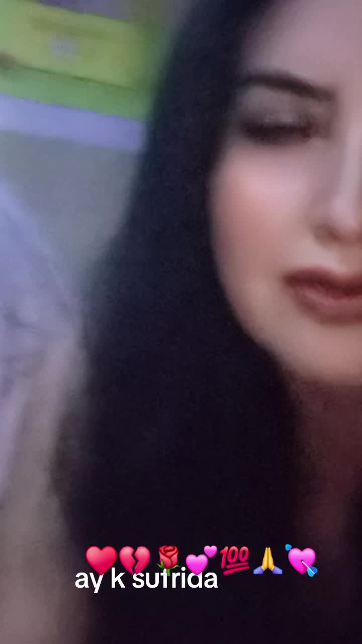 @María Elena