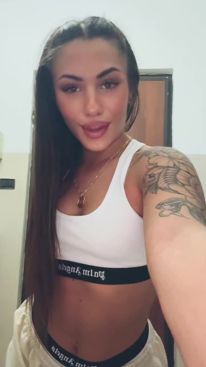 @claudiaperuzzi|Content Creator