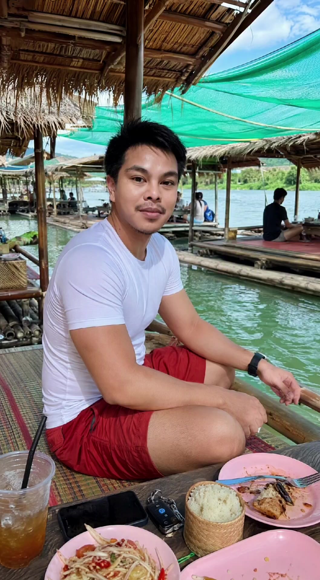 @เลอไท