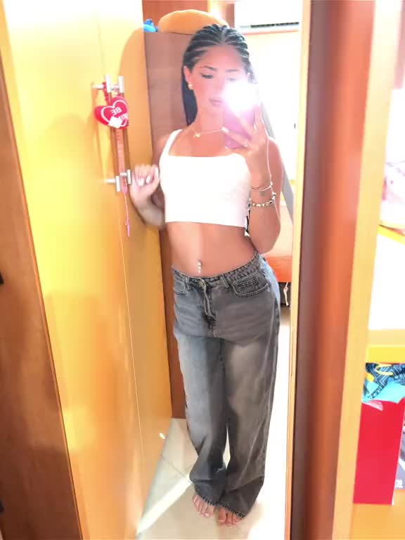 @deni🍭
