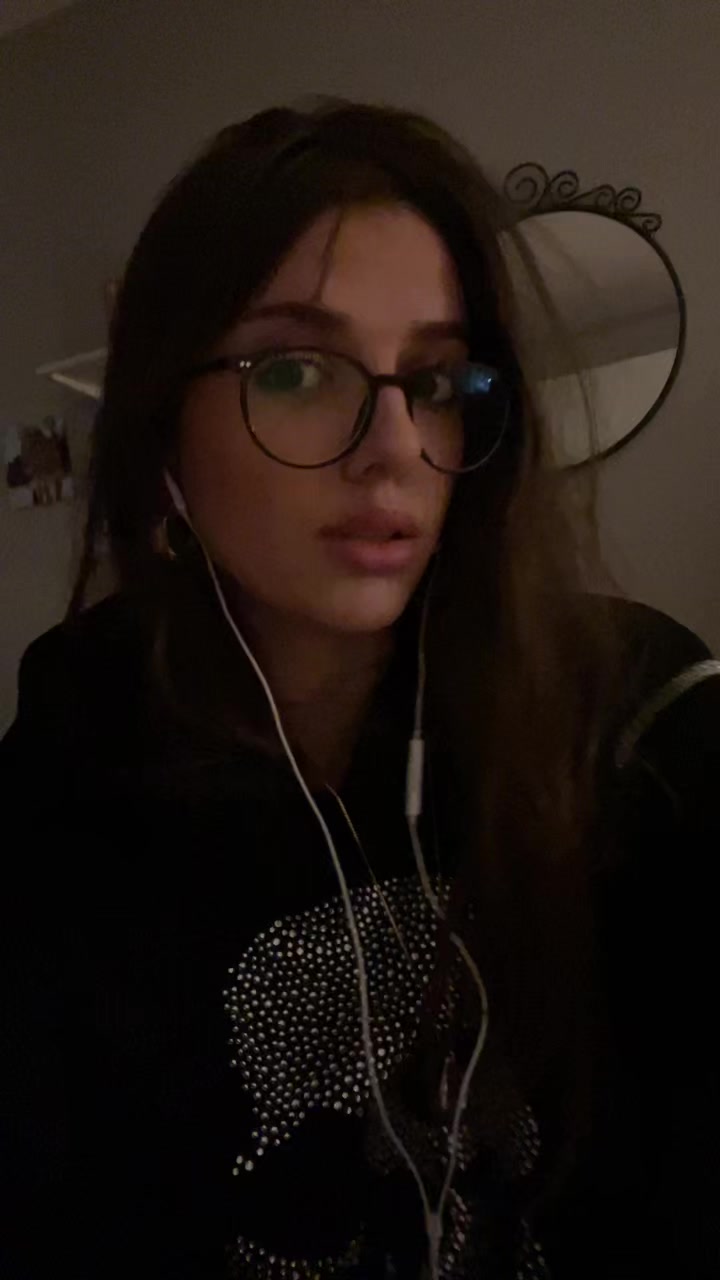 @giuliana 🦇