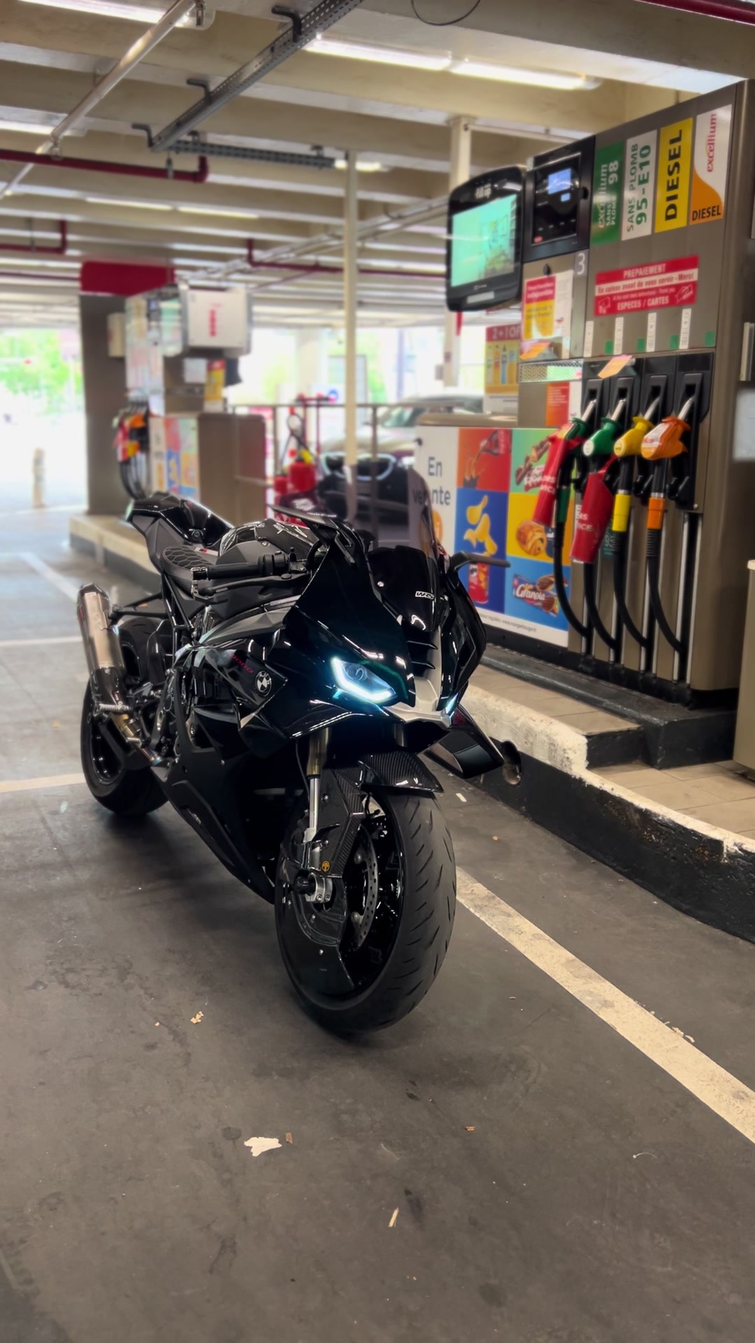 @TomtoBike