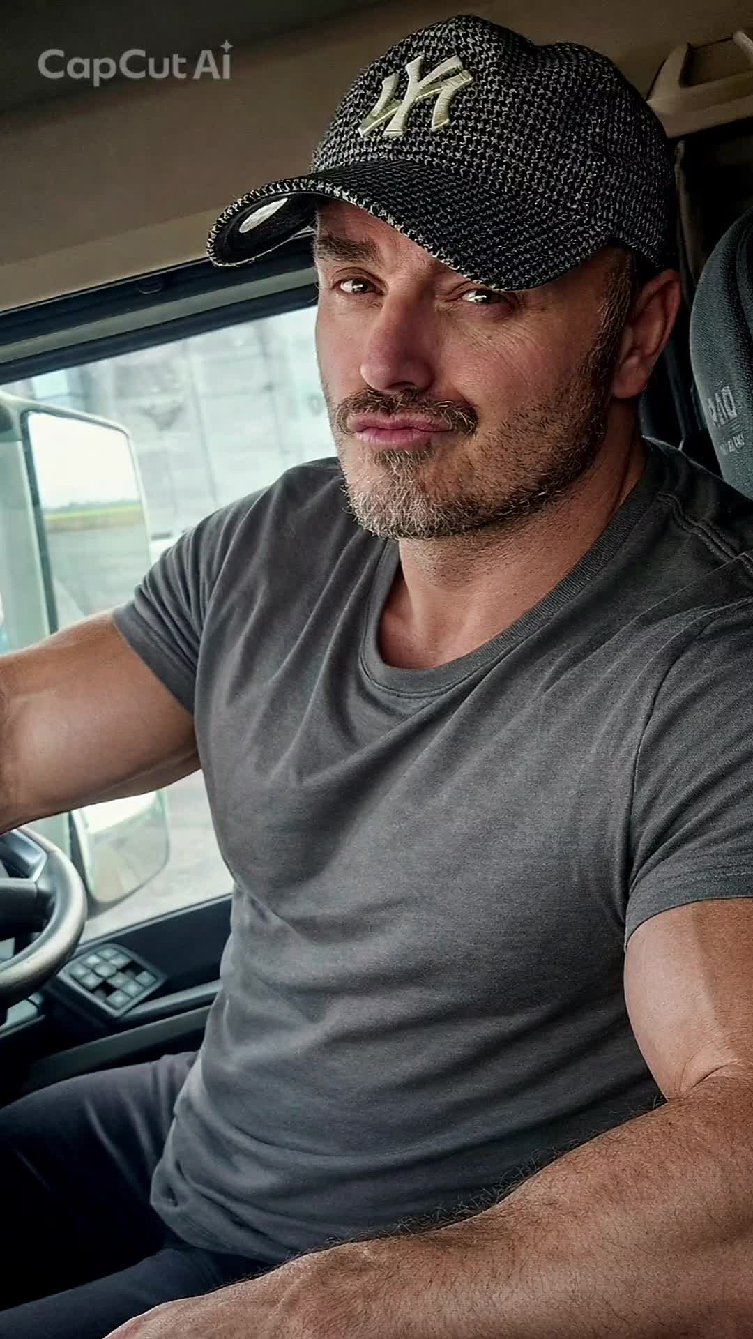 @marcozanutel