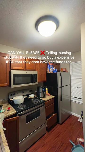 @Tay | Nursing Student + Mom