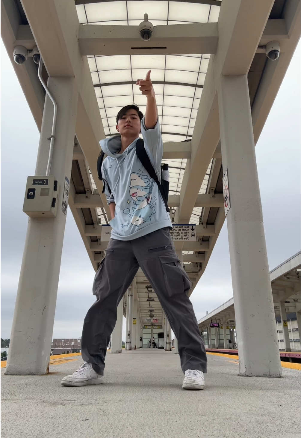 @alanqhuang
