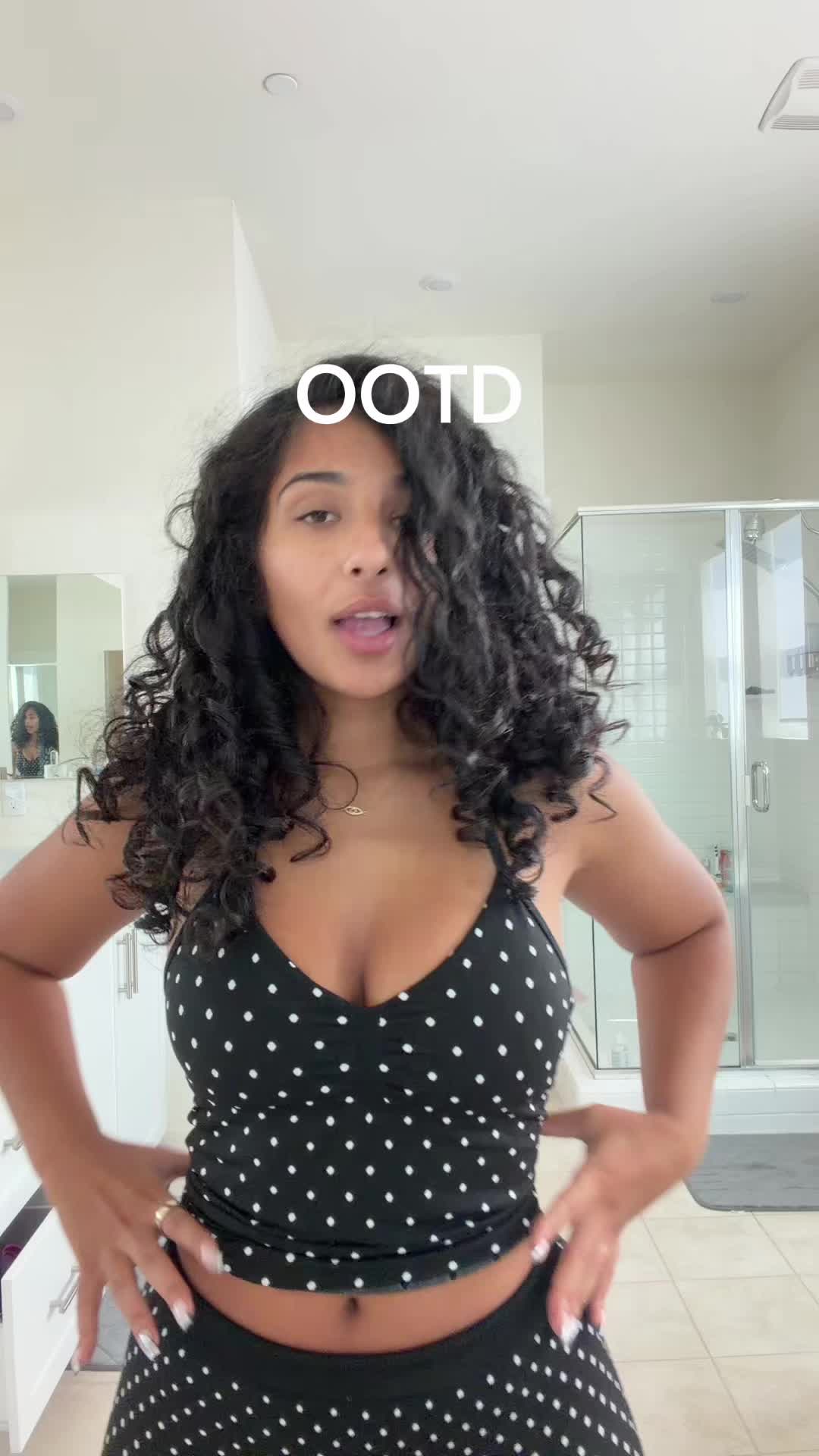@Lena.com
