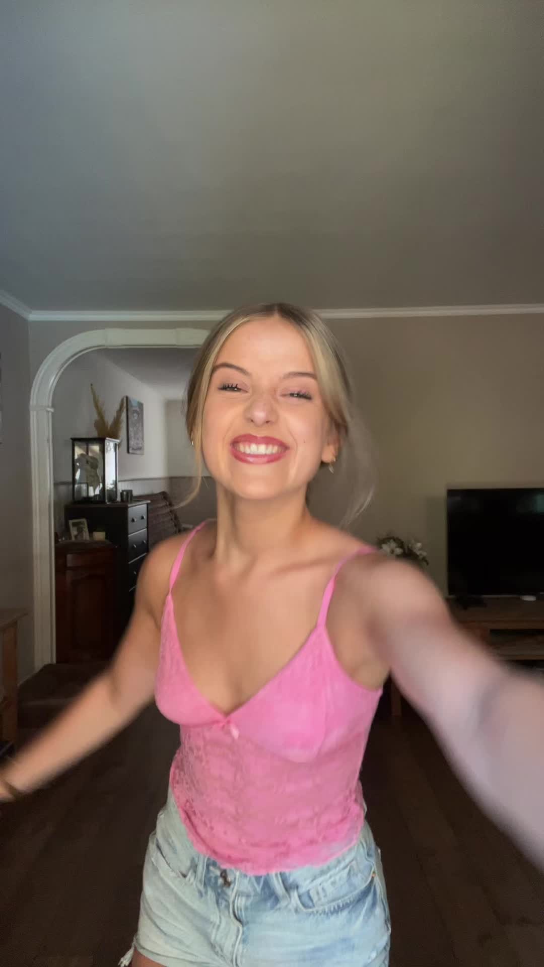 @𝐓𝐞𝐬𝐬𝐚