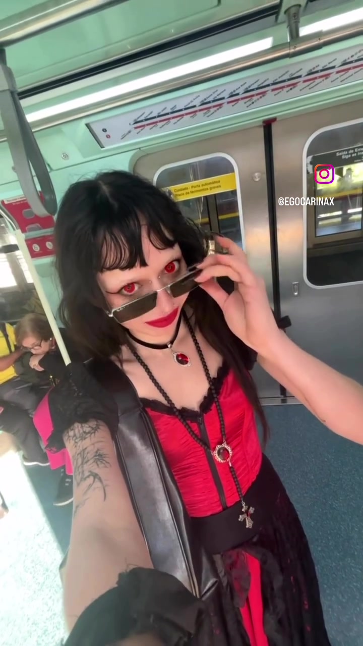 @EgoCarina 🦇⚰️🩸