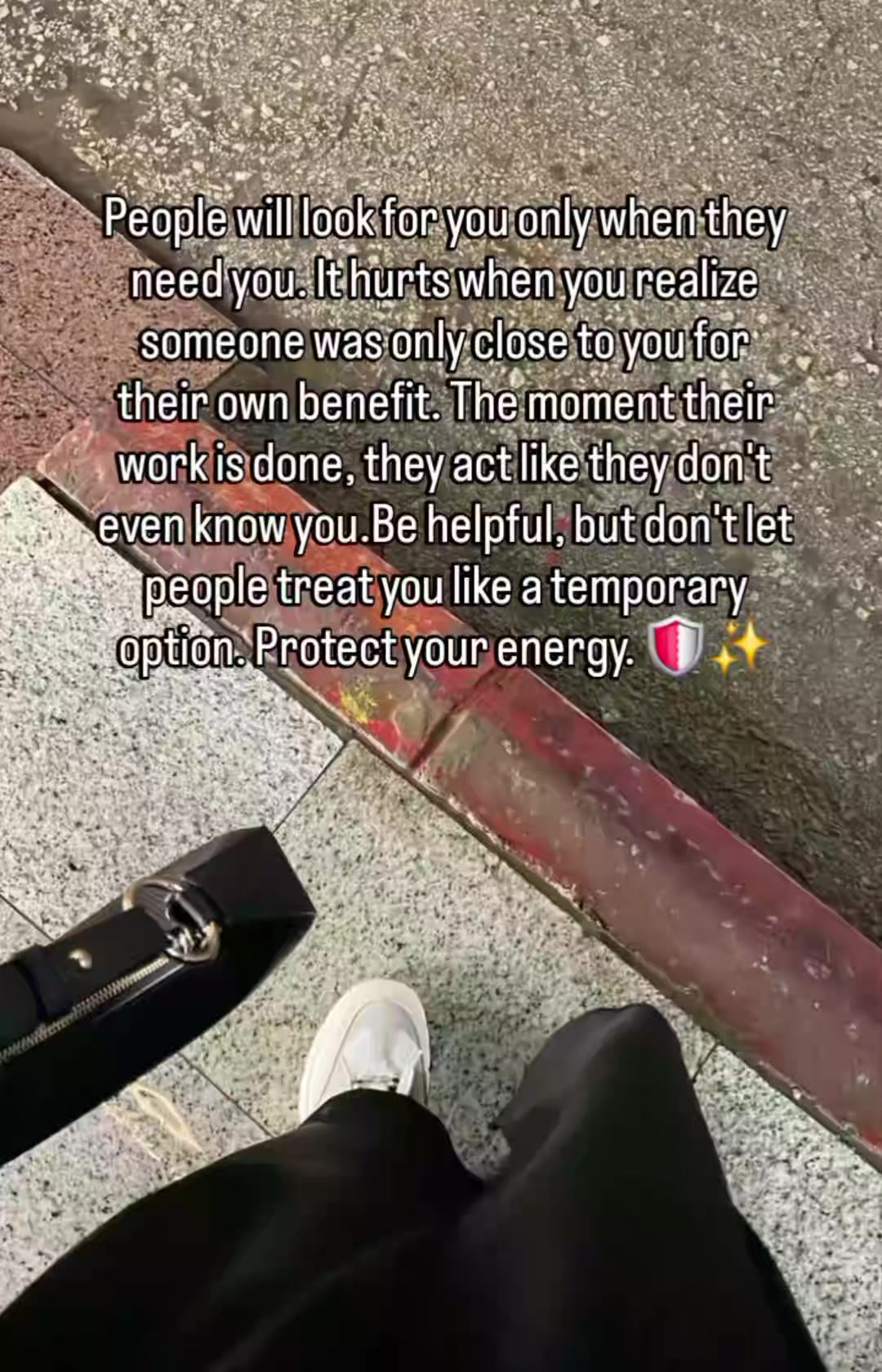 @𝙷𝚊𝚕𝚎𝚎𝚖𝚊