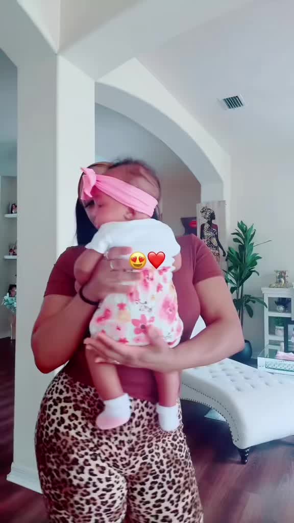 @Sandrias Vasquez