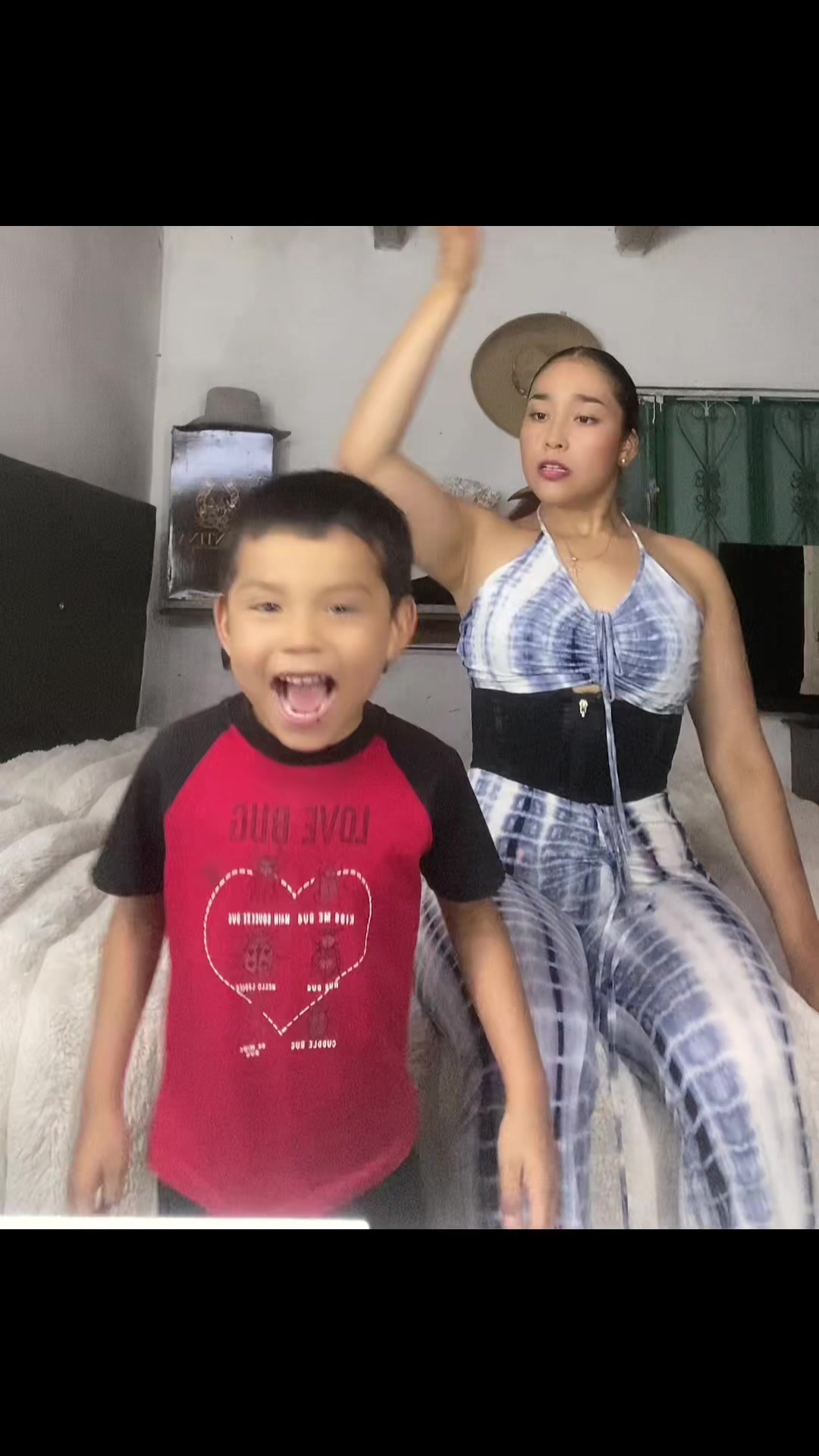 @Eztrhella Perez
