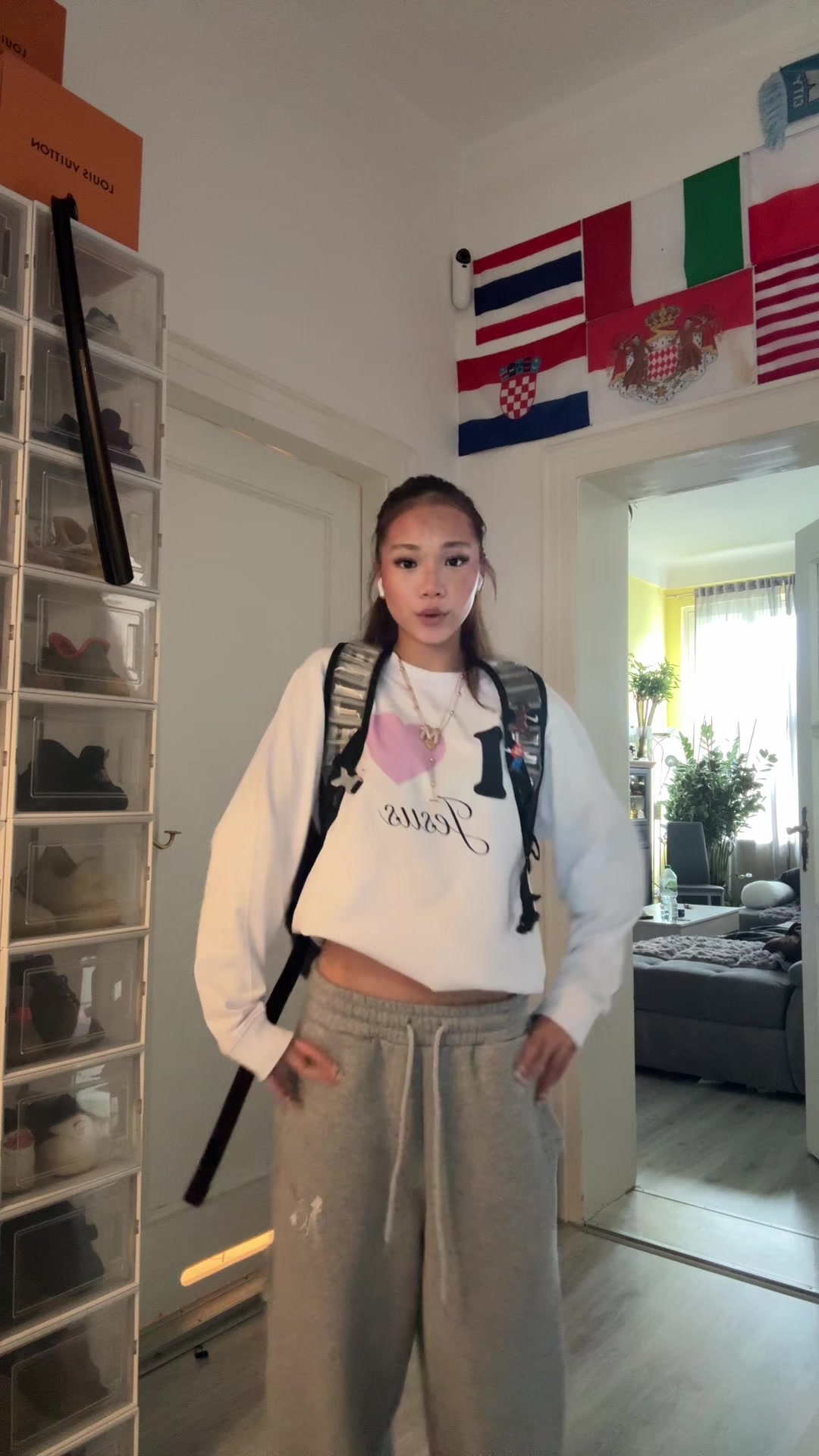 @Chau✞