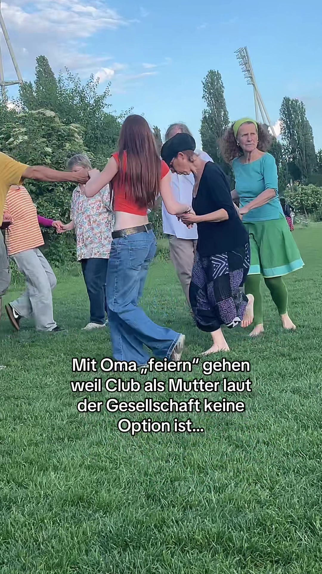 @JÜNGSTE SINGLEMOM AUF TIKTOK