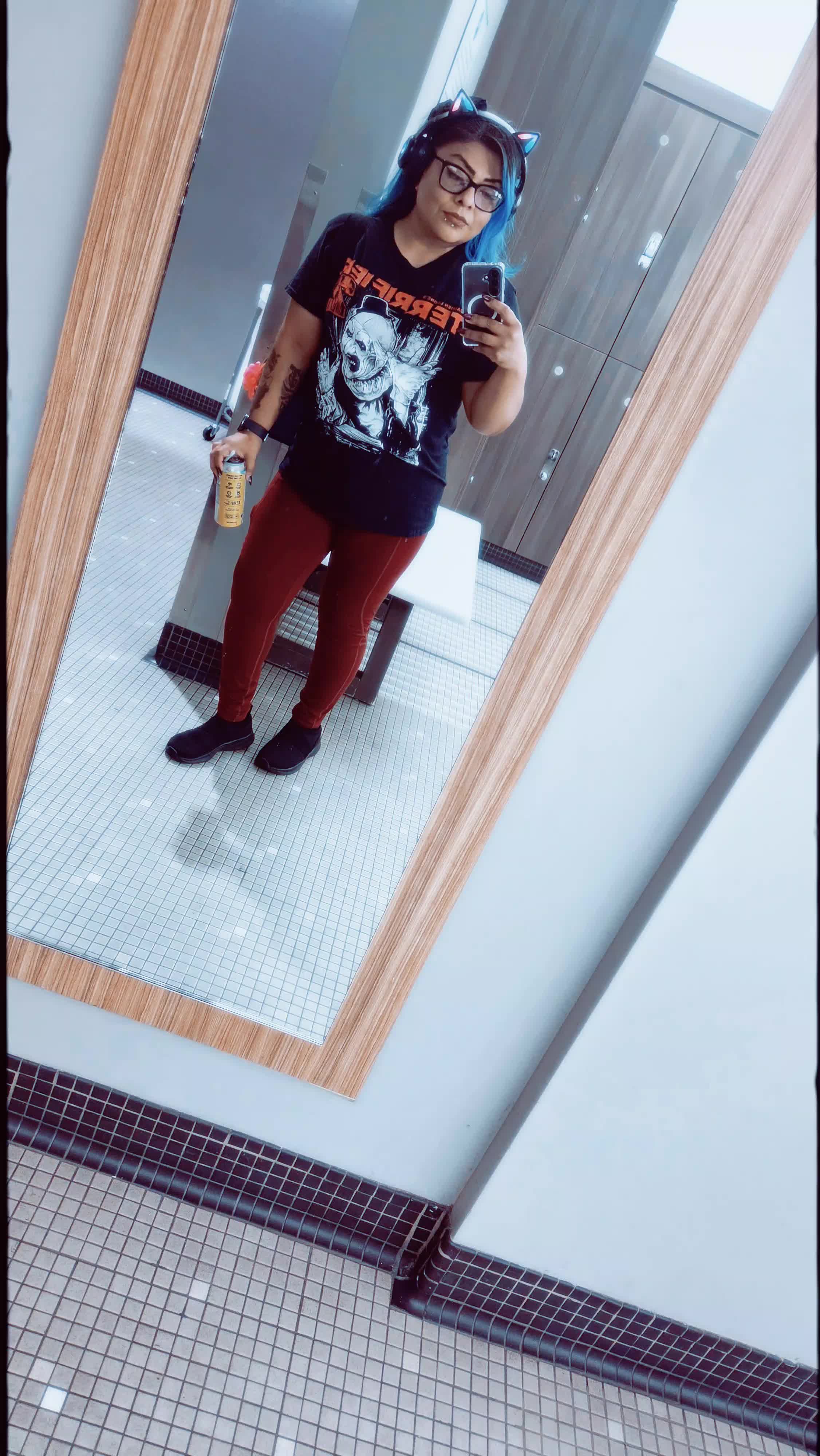 @CUPCAKE_M💋XXI 🧁🖤🦨