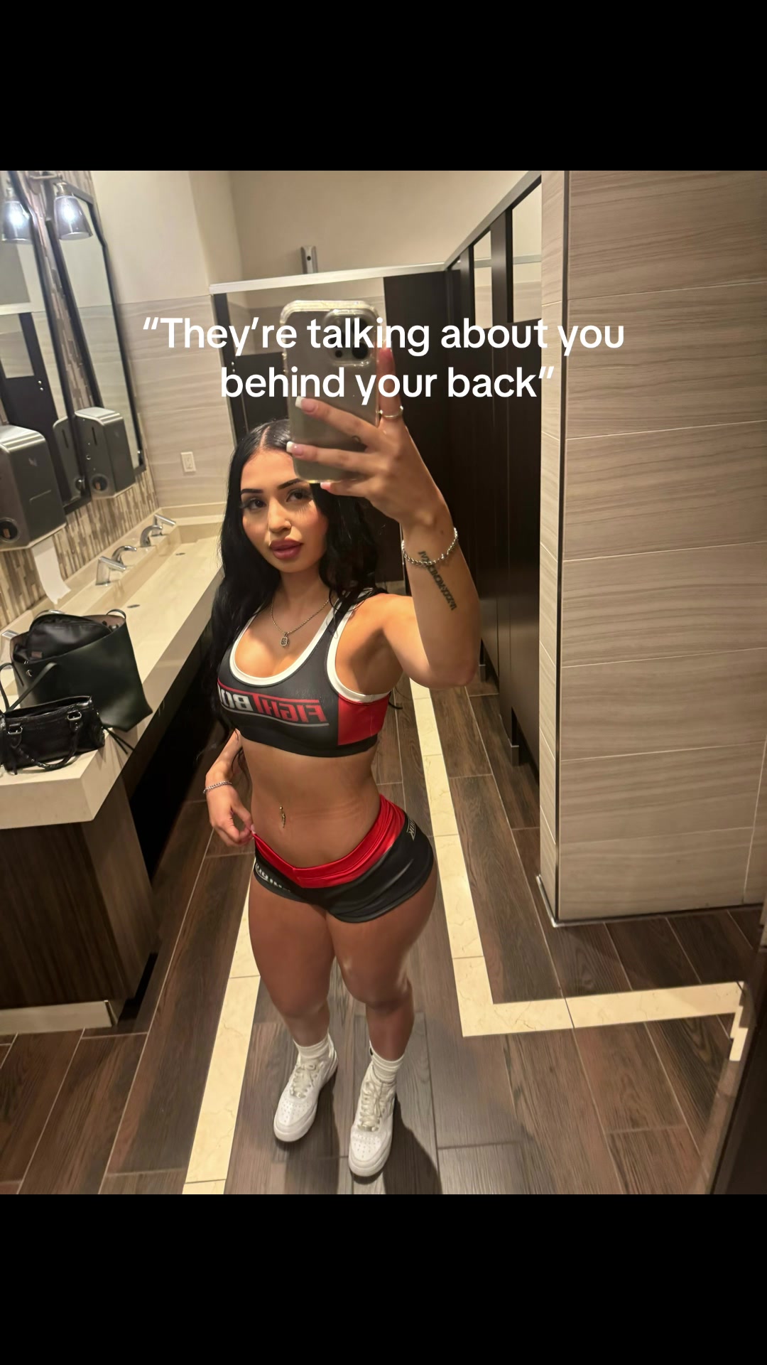 @Adrianaaa
