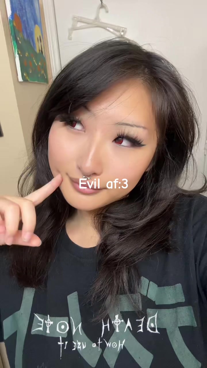 @༺♱༻