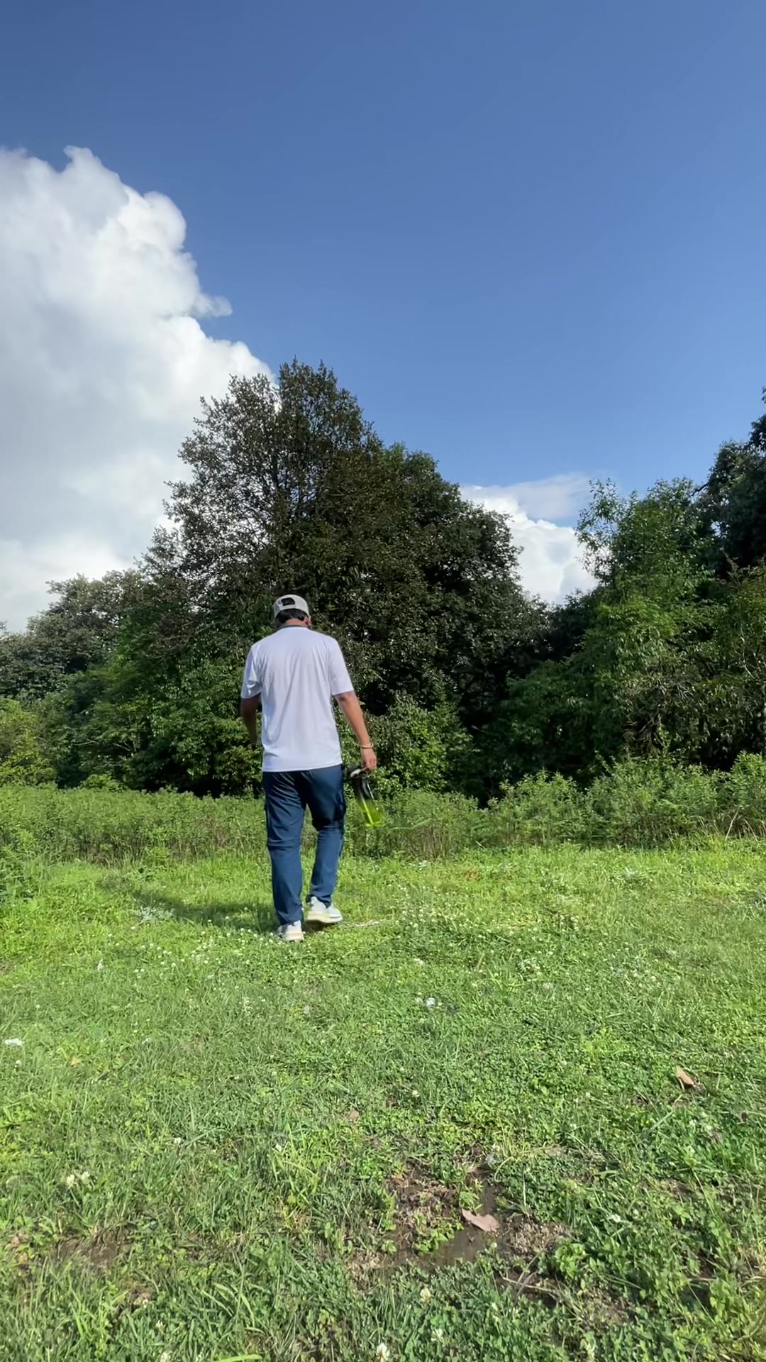 @थिँयाल 🌿