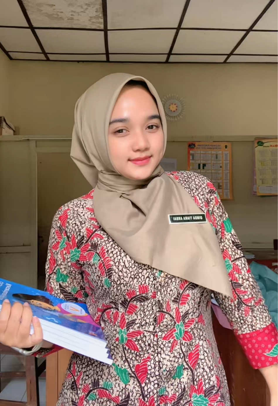 @dindaarbai