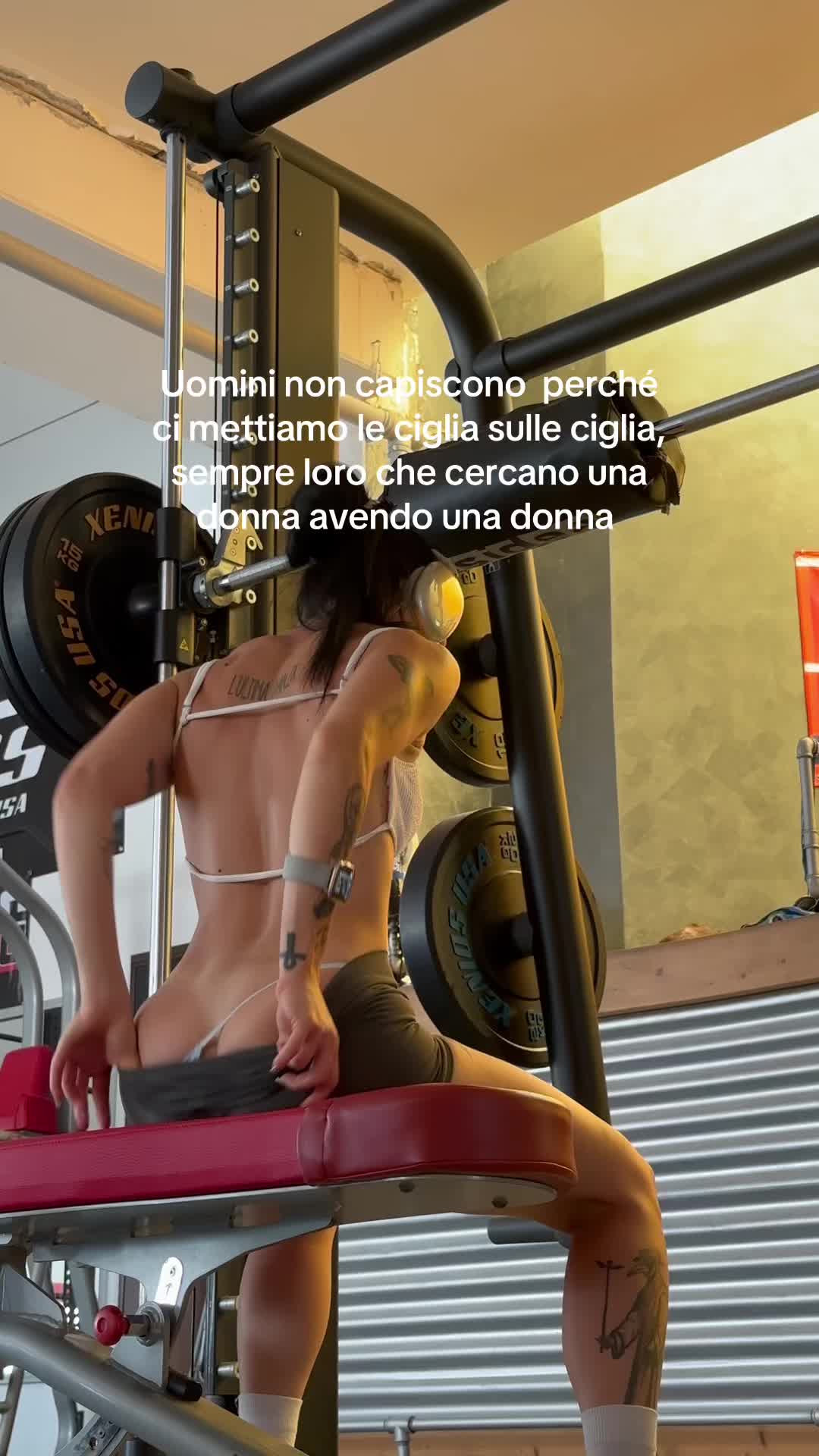 @itsviolacami