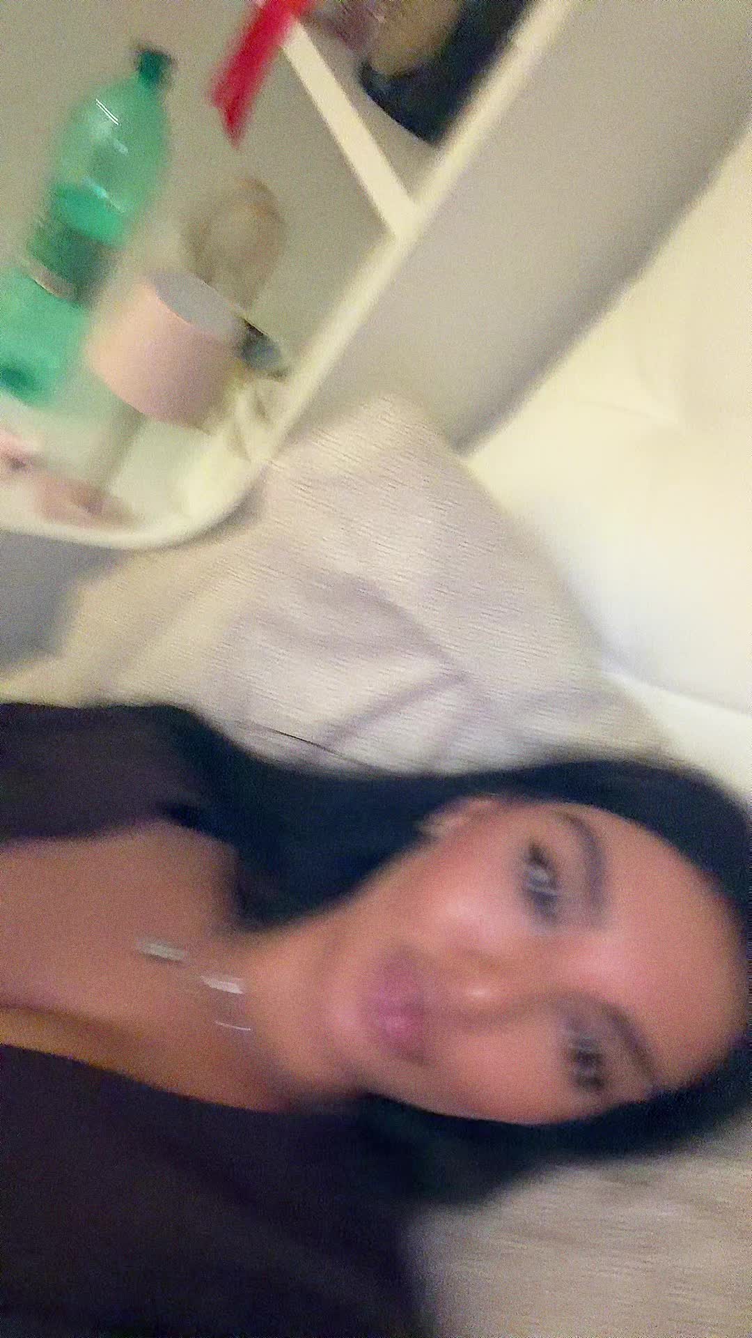 @alxsja_